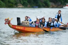 民间自发组织规模最大的道县龙船赛迎来首支女子队！有队员已当外婆图片