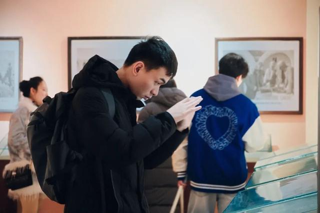 10名青年博主走进大邑安利大邑：“我在杜甫遥望的地方”！