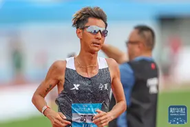 田径 | 全国田径大奖赛第三站：苏飞夺得男子5000米冠军图片