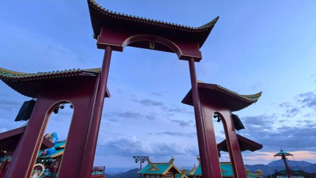 安吉把“修仙世界”搬上1168米云端，仙侠镇以奇幻叙事书写“两山”传奇