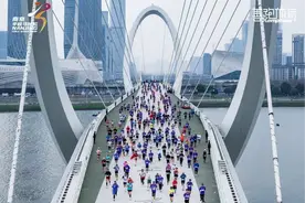 “南京眼”将维护一个月？相关单位回应：已延期，市民照常打卡图片