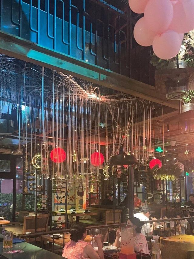 马戏+网红宝藏店！来九里工坊狂欢1个月不重样！