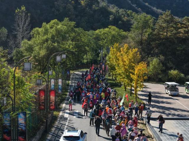 2025 第五届金山岭长城徒步大会成功举办，致敬每一位攀登者！