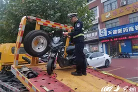 济宁市兖州区交警强力整治“电摩”违法行为图片