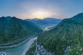 【特产】清平火儿炕山腊肉：传承百年的美味‖杨柳图片