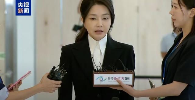 金建希出席拘捕必要性审查