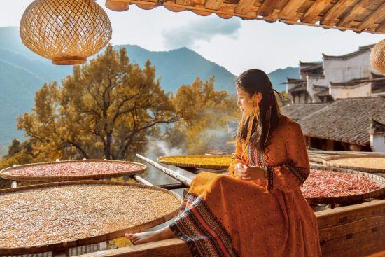 篁岭红叶 + 晒秋，定格人文自然之美