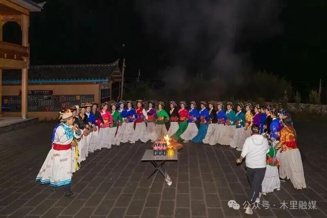 文旅融合 | 从“诗与远方”到“住下来体验” 木里民宿成为文旅增收新引擎