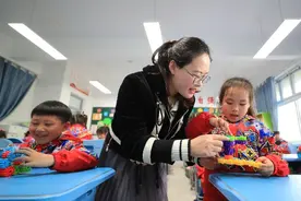 江苏徐州大学路实验学校：缤纷社团活动 魅力校园生活图片