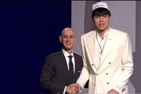 青岛国信男篮球员杨瀚森登陆NBA！“起底”背后的国信集团图片