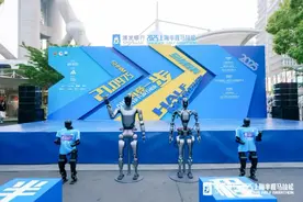 起猛了！机器人踏上马拉松赛道！从实验室到真赛场，它是如何炼成的？图片