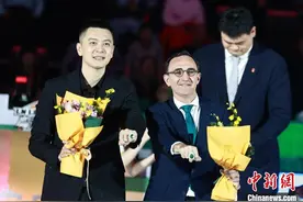 CBA揭幕战：辽宁胜浙江图片
