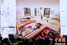 全球首个通用智能人“通通”2.0升级亮相中关村论坛图片