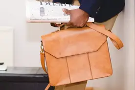 “我爸，70岁的美团团长，突然失业了”图片