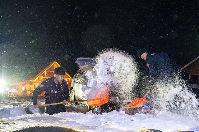 ҈ 降 ҈ 温 ҈ 大 ҈ 雪 ҈ 暴 ҈ 雪 ҈要来了