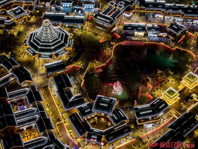 福地怀化 懂你如家 | 解锁五溪千年浪漫——从荆坪古村到榆树湾再到《拥你入怀》怀化文旅的立体答卷