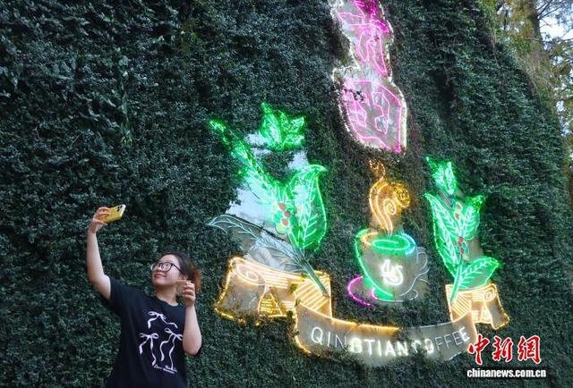 侨乡浙江青田：“双节”长假华侨文化引客来