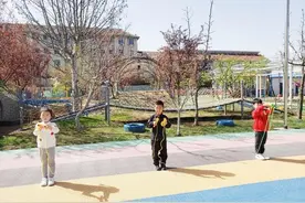 绳舞飞扬，童趣激荡：武宁中心幼儿园举行跳绳比赛图片