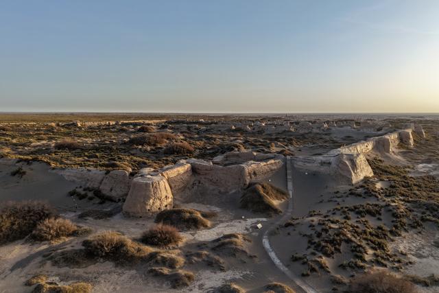 【中央媒体看甘肃】探访世界文化遗产点锁阳城遗址