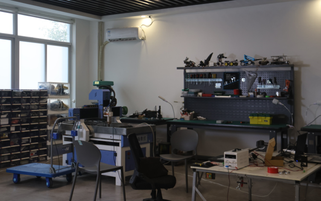 突然爆火！浙大博士在杭州花40万元买车库，一批年轻人跑来上班，没工资却天天加班到凌晨……