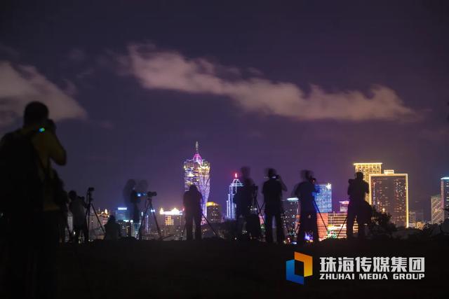 明晚，在珠海免费看！大型绝美烟花表演！