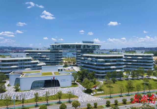 大湖新记｜大泽湖，凭什么崛起为长沙的理想之城？