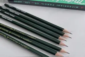 旧文具怎么丢弃？这份开学季垃圾分类指南请收下→图片