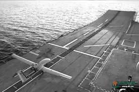 军工世界丨土耳其无人机海上筑“巢”图片