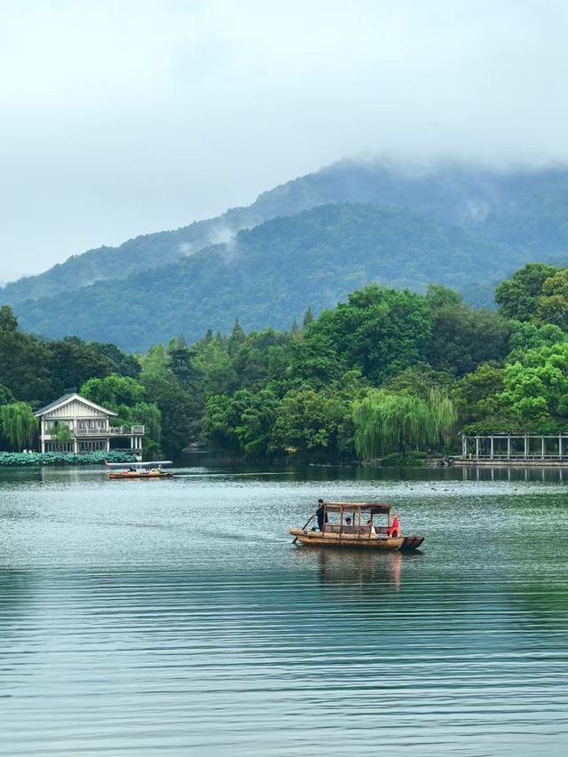 晚潮｜邀山揖湖：四季繁花与千年山水