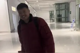 “错认假父16年”当事人已有新名！携妻儿回安徽老家过春节图片