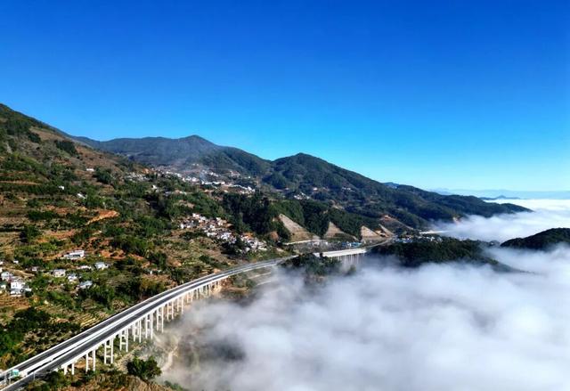 遇见临沧 如回故乡 | 马台的云海，也很“仙”！