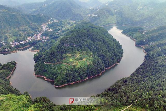 有一种滤镜叫“夏天”！悠长夏日藏在山区里的“世外桃源”有多治愈？