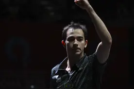 世乒赛：梁靖崑无缘男单决赛图片