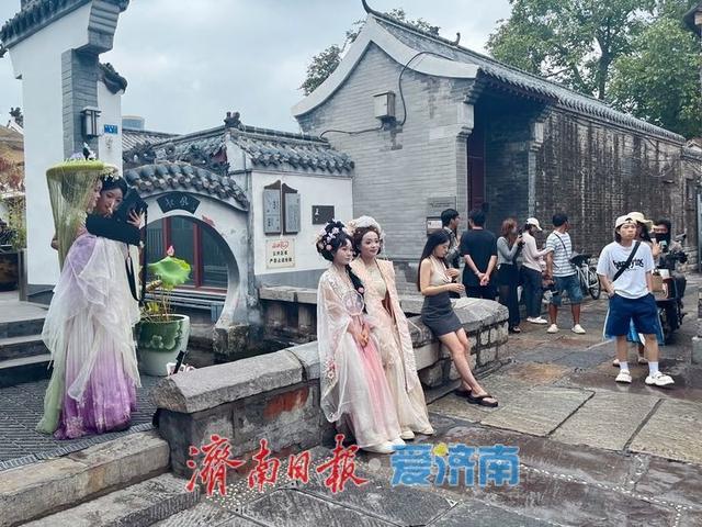 一年四季 泉在济南丨暑期古城游持续火爆   文旅融合引客来