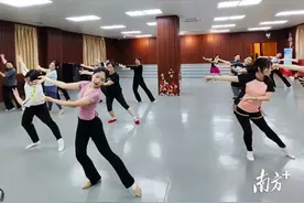 蓬江白沙开办形体舞蹈培训班，充实职工文化生活图片