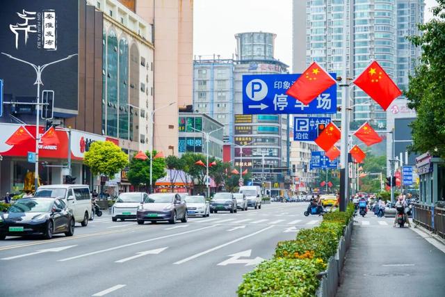 秦淮满眼“中国红”！