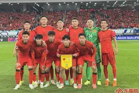 国足五年来首次攻破日本球门 最终1比3不敌日本图片