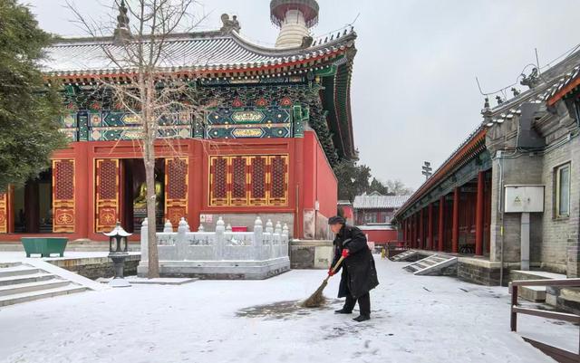 古建里的博物馆清出“赏雪通道”，为观众留住最佳机位