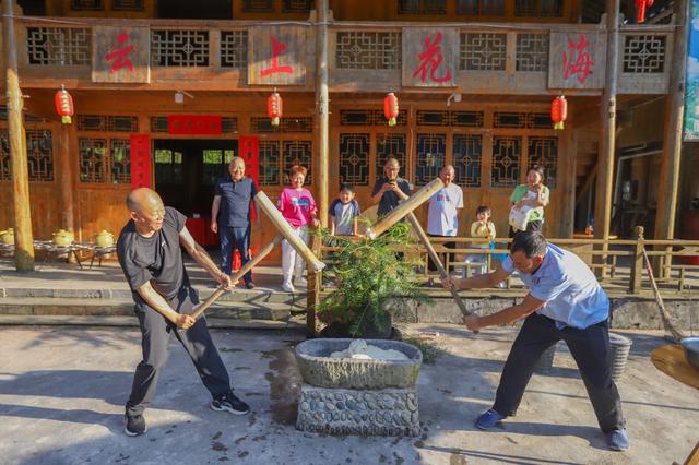 印江：梵净山下乡村避暑康养游清凉出圈