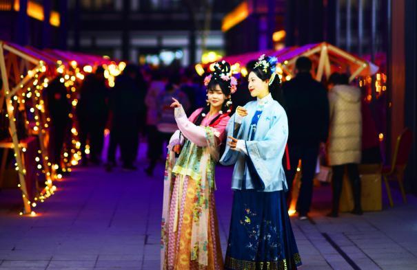 我们的节日·七夕 | 仙凡同乐的夏夜奇遇~