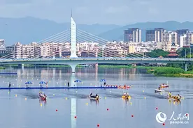 “千年历史文化与现代活力融合” 厦门“同安古城杯”龙舟邀请赛举行图片