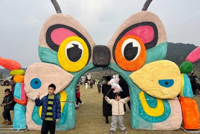 童话照进现实！2天4.2万人来遂宁安居凤凰栖打卡