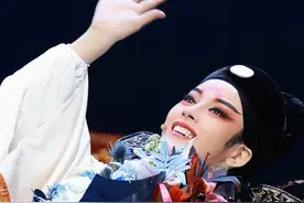 青年越剧演员陈丽君火了之后，我们探访了她的母校图片
