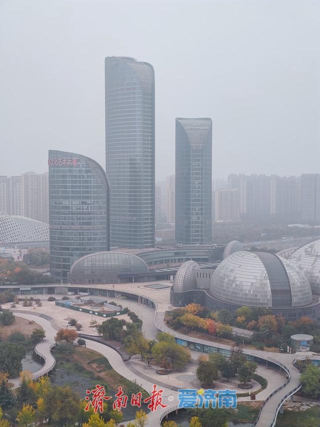 一年四季 泉在济南丨泉城浸水墨 云雾飘渺城山入画来