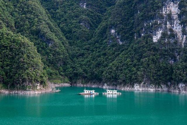 寻美鹤峰：山水交融 翡翠画廊江坪河