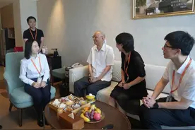 重庆85岁前首富入住养老机构，工作人员：最贵户型每月两万左右，入住可享受首富同等待遇图片