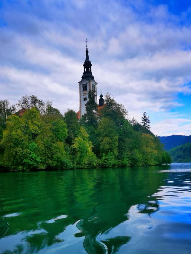 晚潮｜冰湖如梦