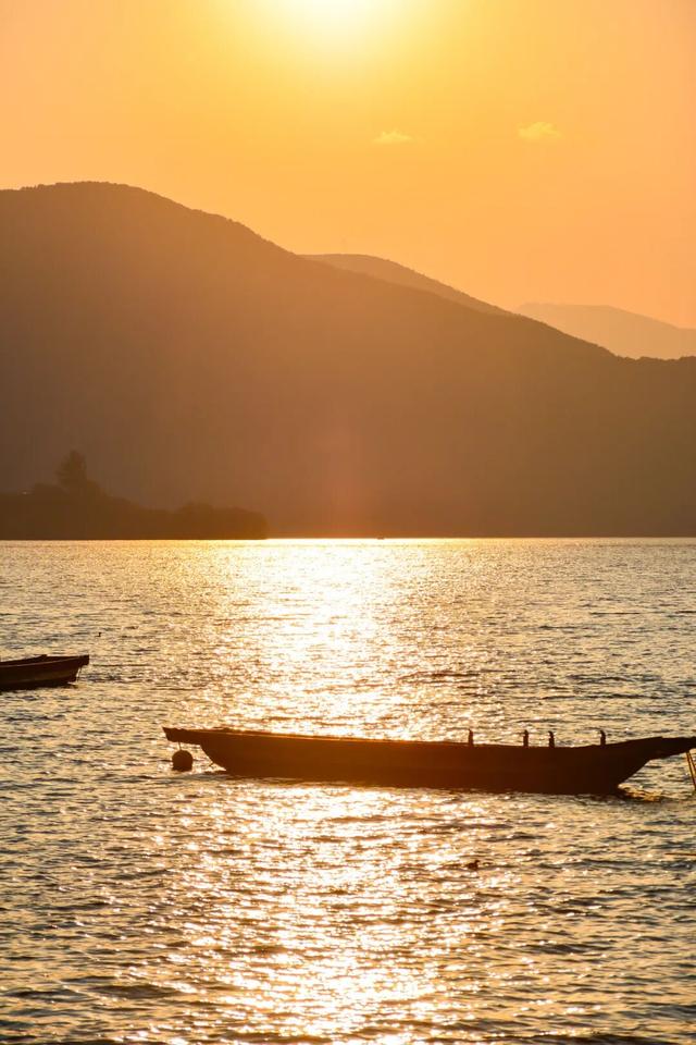 【冬季暖阳 凉山不凉】最全美食美景旅行攻略出炉！第一次来泸沽湖旅游必看！