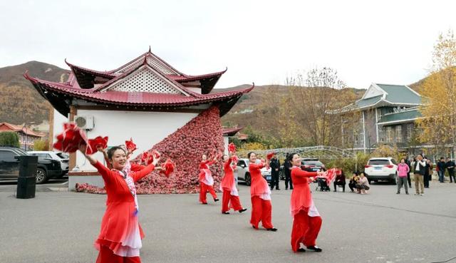 省媒看白山 | 吉林日报：玩转长白县，哪些地方你不得不去