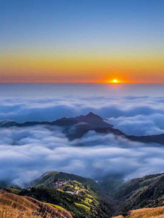 不在西藏！不在川西！江西有座户外爱好者的终极梦想地！